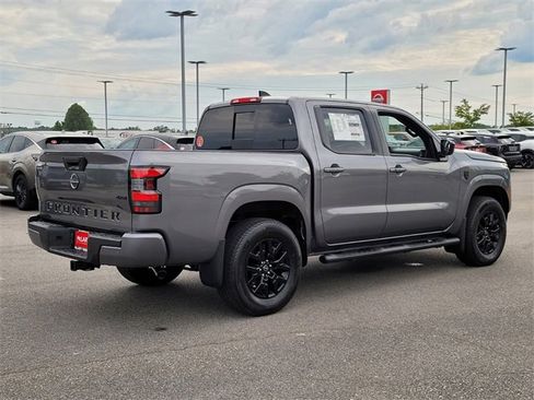 New 2026 Nissan Frontier SV w/ SV Convenience Package image 3
