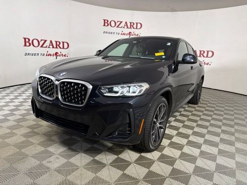 Used 2022 BMW X4 xDrive30i w/ M Sport Package 2 AWD/4WD image 4
