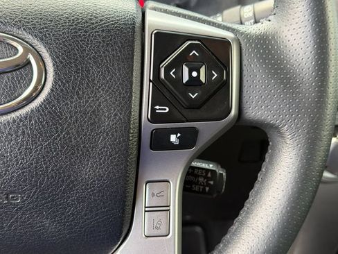 Used 2022 Toyota 4Runner SR5 RWD image 26