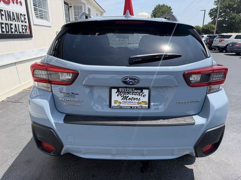 Used 2022 Subaru Crosstrek 2.0i Premium AWD/4WD image 6