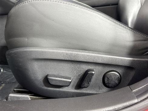 Used 2020 MAZDA MAZDA3 Premium Package image 45