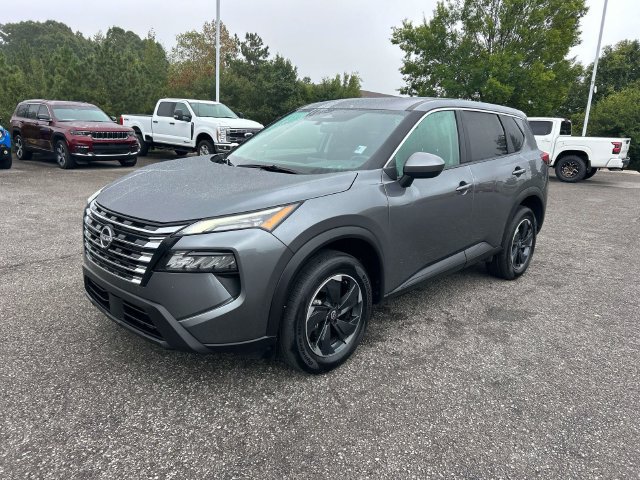 Certified 2025 Nissan Rogue SV AWD/4WD image 8