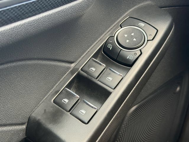 Used 2025 Ford Escape ST-Line FWD image 26