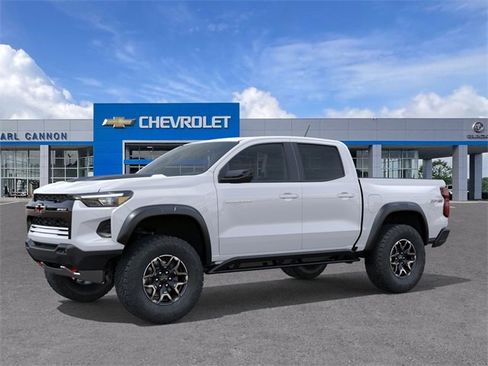 New 2025 Chevrolet Colorado ZR2 w/ Technology Package image 2