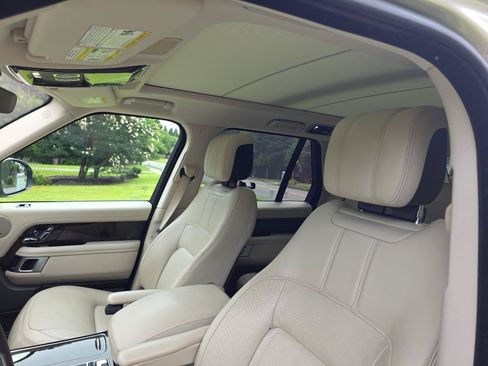Used 2020 Land Rover Range Rover HSE AWD/4WD image 13