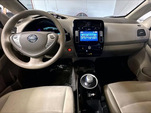 Used 2015 Nissan Leaf SV w/ LED & Quick Charge Package FWD image 16