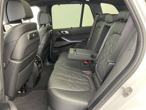 Used 2026 BMW X5 xDrive40i w/ M Sport Package AWD/4WD image 19