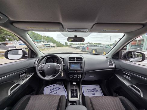 Used 2019 Mitsubishi Outlander Sport ES FWD image 19