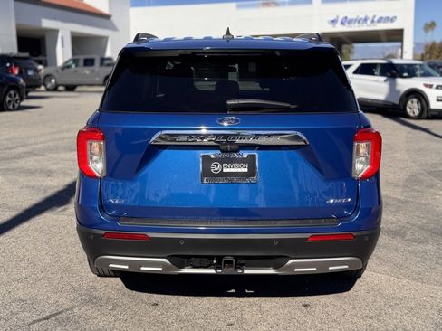 Certified 2022 Ford Explorer XLT w/ Equipment Group 202A image 11