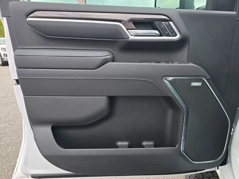 New 2025 Chevrolet Silverado 2500 LTZ w/ Trail Boss Package AWD/4WD image 40