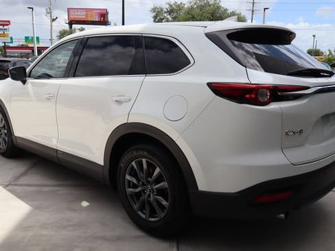 Used 2021 MAZDA CX-9 Touring w/ Touring Premium Package FWD image 6