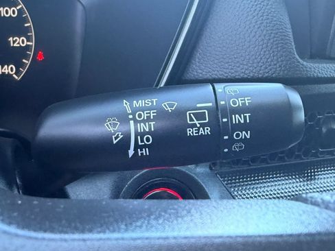 Used 2025 Honda CR-V LX image 31