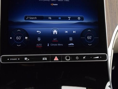 Certified 2024 Mercedes-Benz GLC 300 image 31