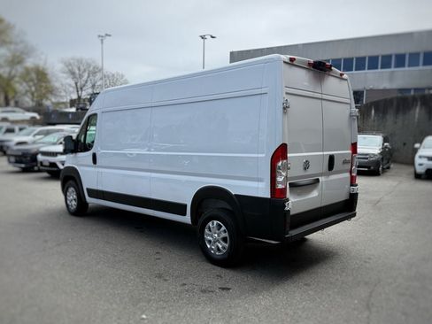 New 2026 RAM ProMaster 2500 w/ Quick Order Package 22G SLT FWD image 12