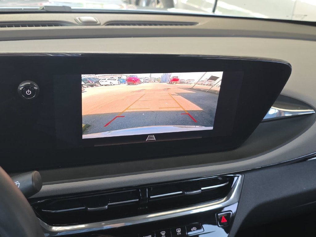 Used 2025 Buick Envista Avenir FWD image 12