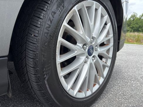 Used 2012 Ford Focus SEL FWD image 7