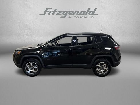Used 2022 Jeep Compass Trailhawk w/ Trailhawk Elite Group AWD/4WD image 2