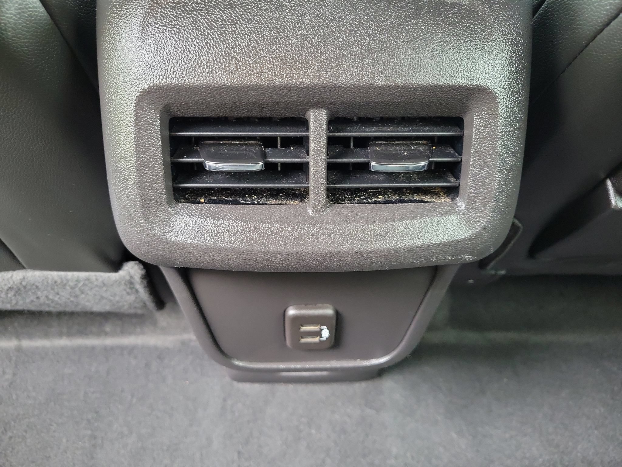 Used 2024 GMC Terrain SLT AWD/4WD image 25