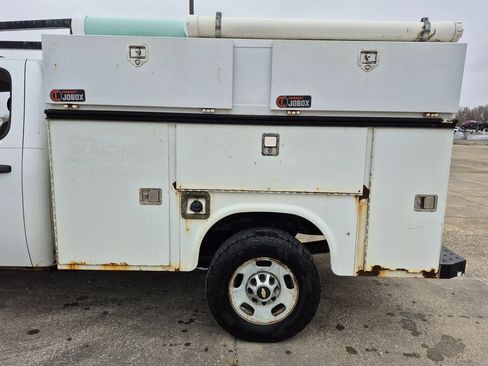 Used 2012 Chevrolet Silverado 2500 W/T image 6