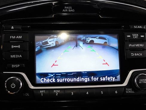 Used 2017 Nissan Juke SV FWD image 21