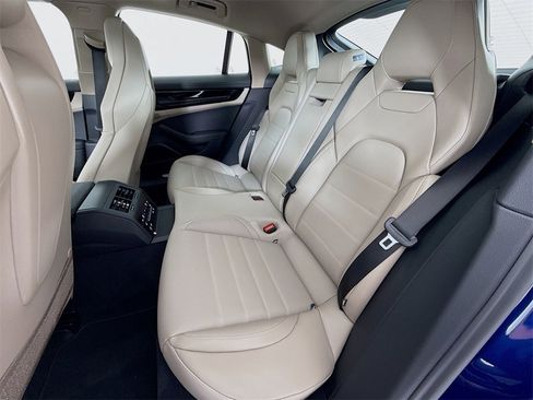 New 2026 Porsche Panamera image 24