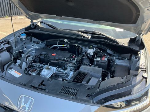 Used 2025 Honda HR-V Sport image 23