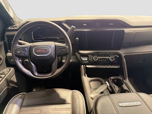 Used 2025 GMC Sierra 2500 AT4X AWD/4WD image 21