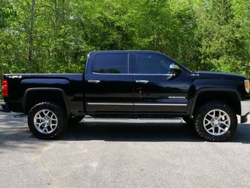 Used 2015 GMC Sierra 1500 SLT w/ SLT Crew Cab Value Package image 46