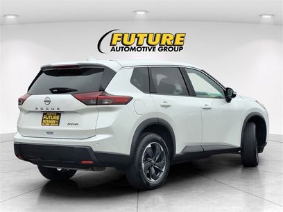 Used 2024 Nissan Rogue SV