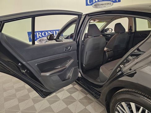 Used 2024 Nissan Altima 2.5 SV image 33