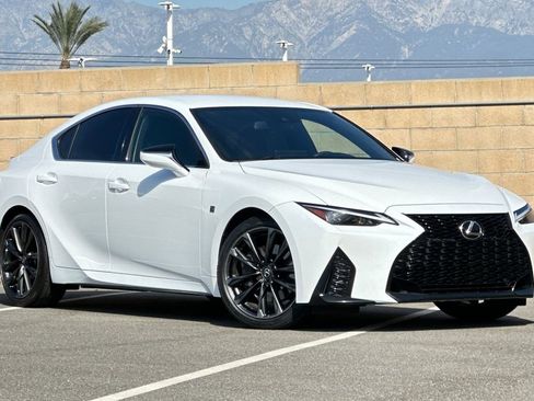 Used 2024 Lexus IS 300 image 2
