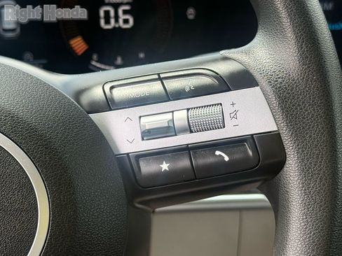 Used 2025 Hyundai Tucson SEL image 18