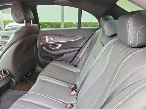 Used 2022 Mercedes-Benz E 450 4MATIC Sedan image 8