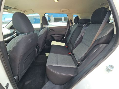 Used 2021 Nissan Rogue SV AWD/4WD image 14