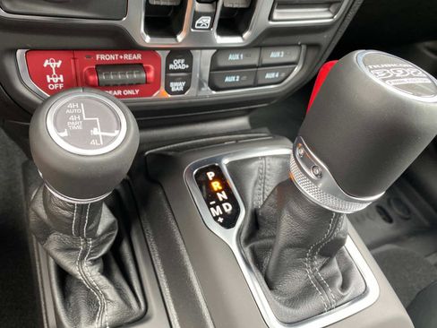 New 2025 Jeep Wrangler Unlimited Rubicon 392 image 15