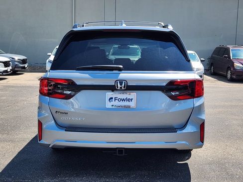 New 2026 Honda Odyssey EX-L image 5