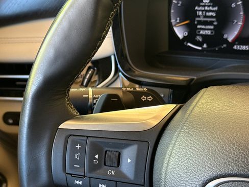 Used 2022 INFINITI QX60 Sensory w/ Cargo Package AWD/4WD image 33