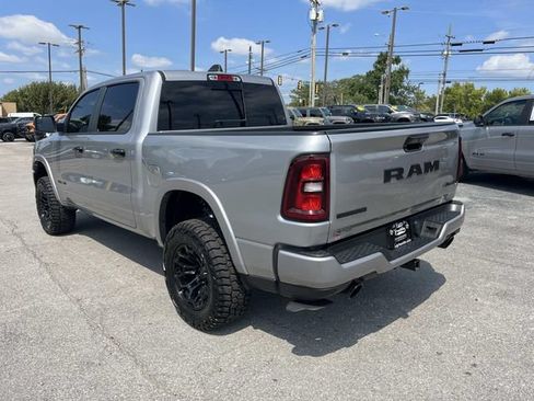 Used 2025 RAM 1500 Big Horn AWD/4WD image 6