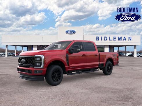 New 2026 Ford F250 Lariat w/ Black Appearance Package AWD/4WD image 1