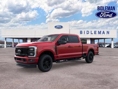 New 2026 Ford F250 Lariat w/ Black Appearance Package