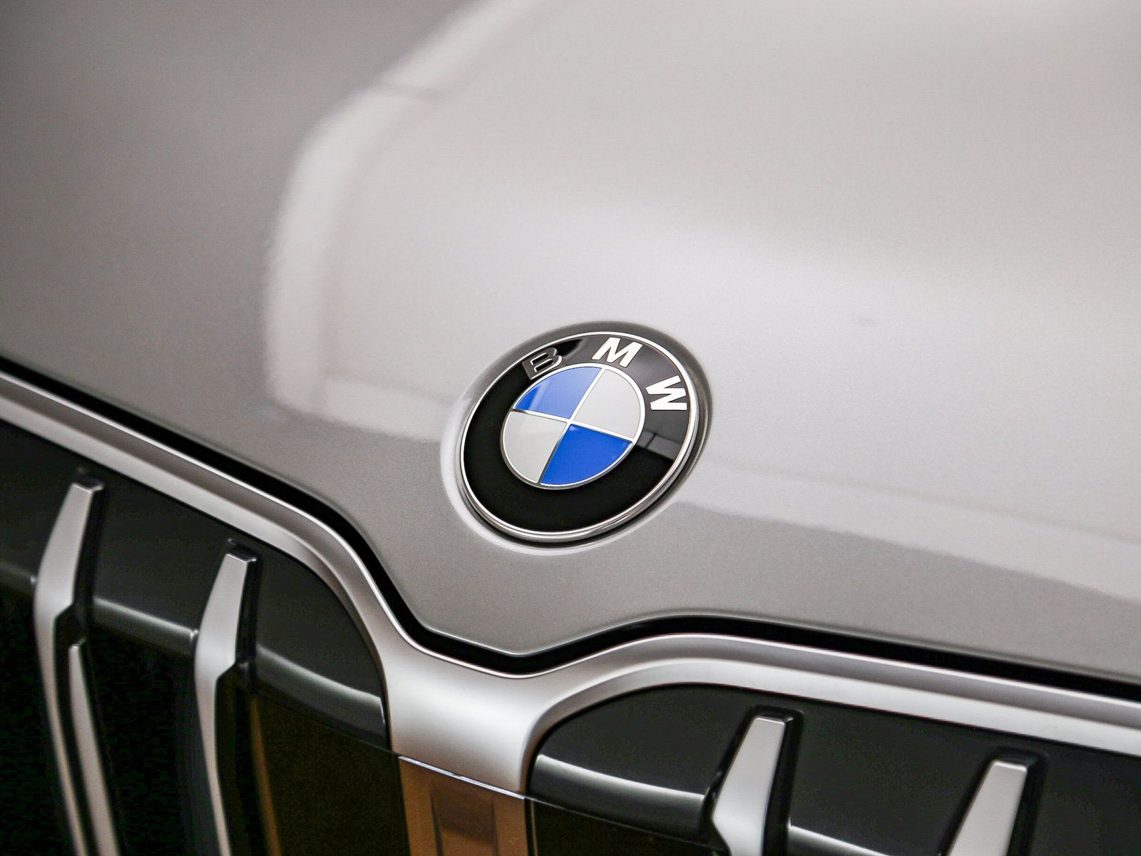 Used 2026 BMW X1 xDrive28i w/ Convenience Package AWD/4WD image 9