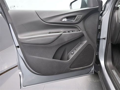 Certified 2024 Chevrolet Equinox Premier image 12