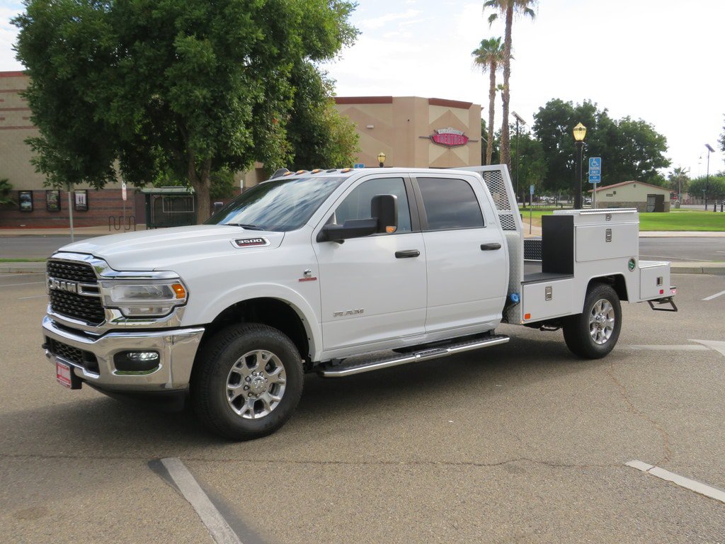 New 2022 RAM 3500 SLT w/ Quick Order Package 2YG SLT AWD/4WD image 9
