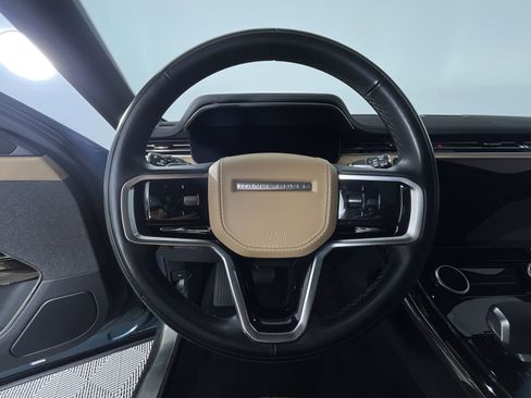 Used 2023 Land Rover Range Rover Sport SE image 16