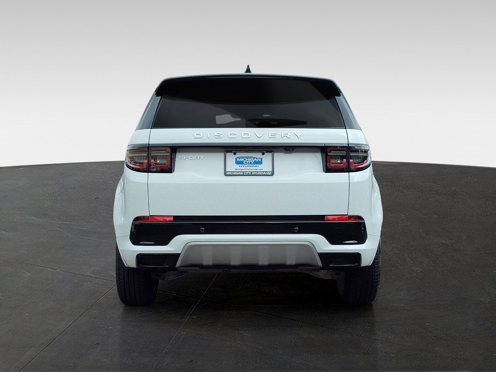 Used 2025 Land Rover Discovery Sport S AWD/4WD image 6