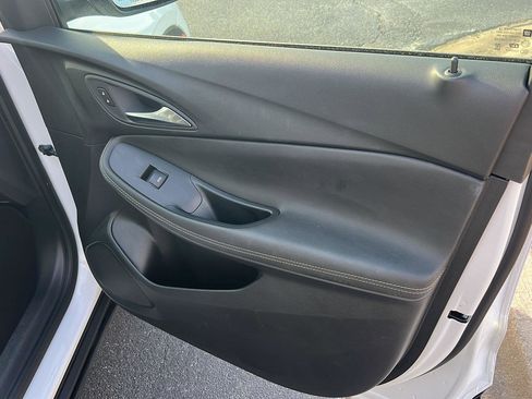 Used 2025 Buick Encore GX Preferred image 14