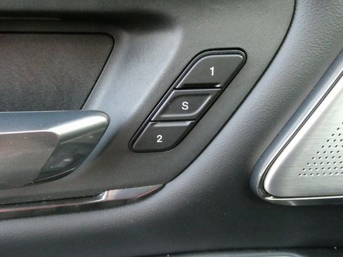 Used 2021 RAM 1500 Limited w/ Night Edition image 24