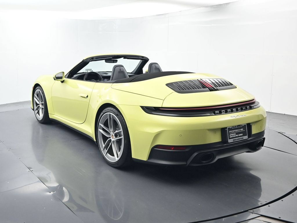 Certified 2025 Porsche 911 Carrera RWD image 18