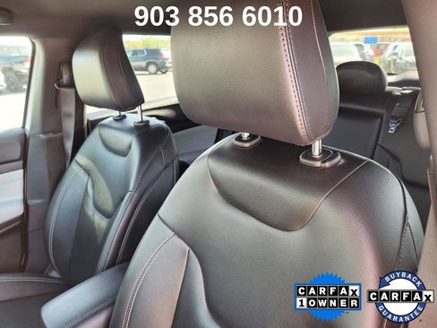 Used 2025 Jeep Compass Limited image 27