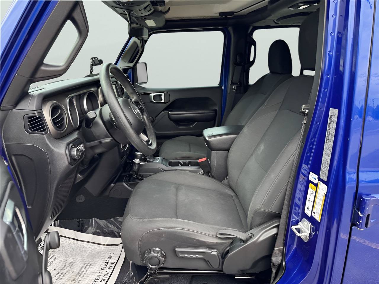 Used 2018 Jeep Wrangler Unlimited Sport AWD/4WD image 12